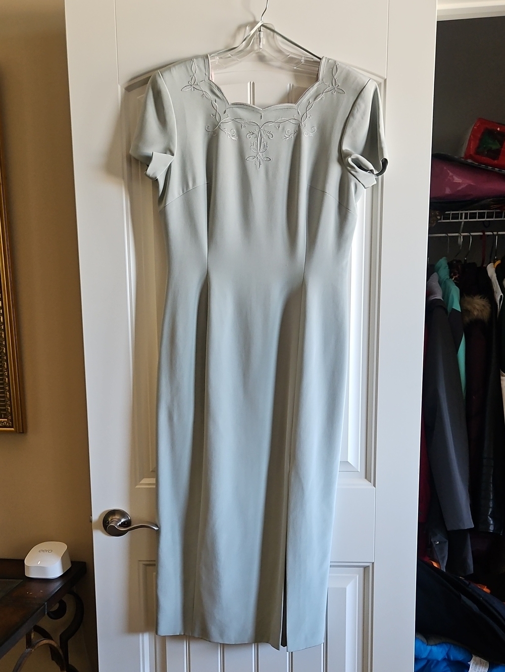 Embroidered Sage Green Midi Dress with Short Sleeves